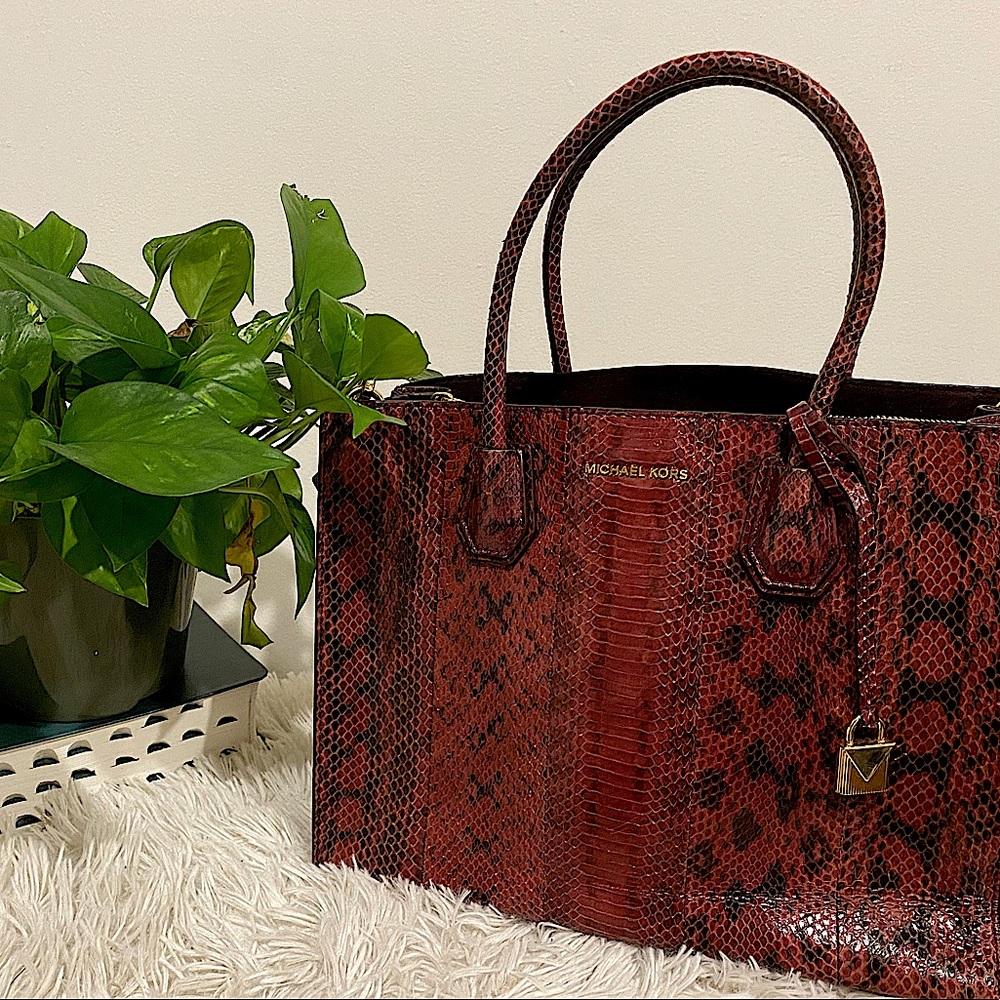 Michael Kors Women's Mercer Embossed-leather Tote